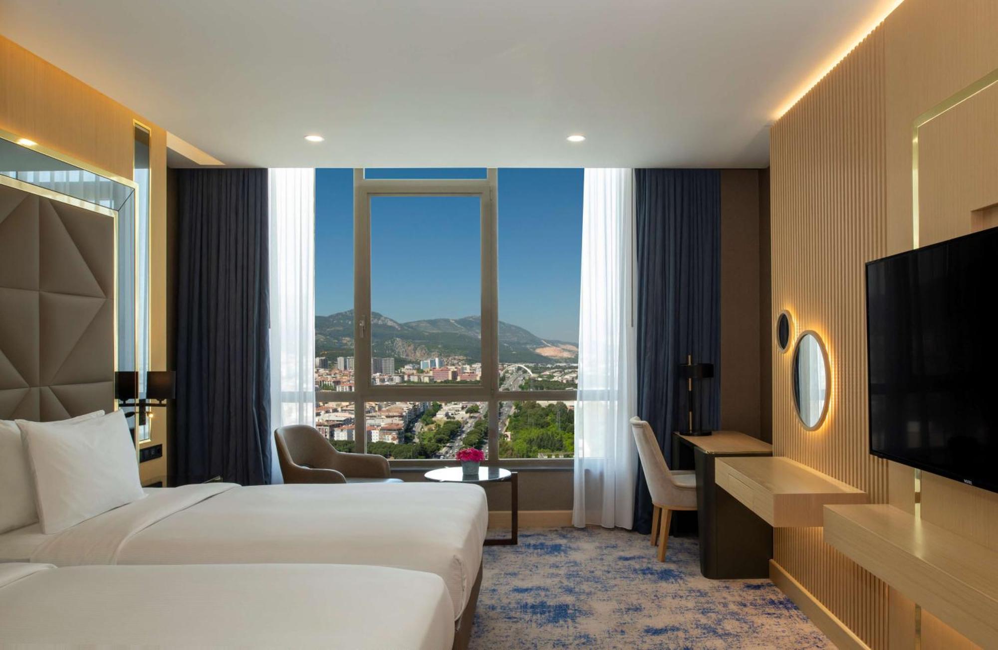 فندق Doubletree By Hilton مانيسا المظهر الخارجي الصورة