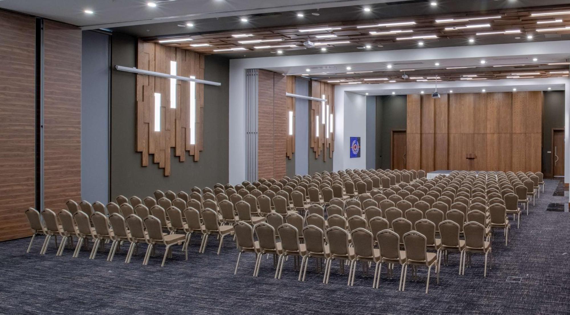 فندق Doubletree By Hilton مانيسا المظهر الخارجي الصورة
