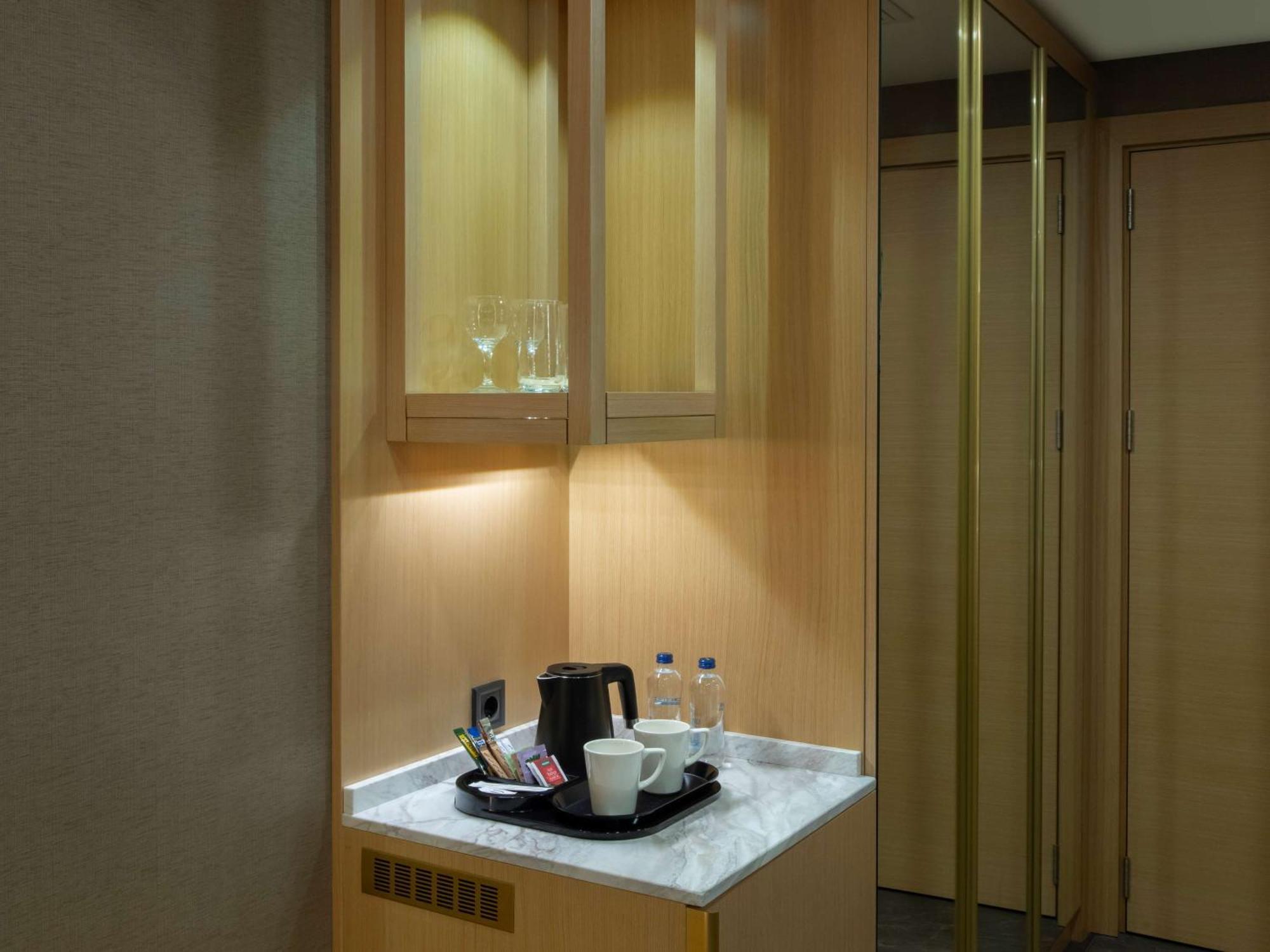 فندق Doubletree By Hilton مانيسا المظهر الخارجي الصورة